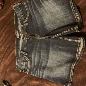 Silver jeans suki short